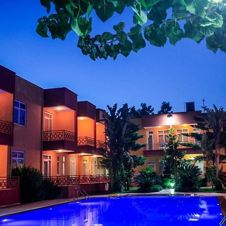 Camyuva Motel Kemer Luaran gambar